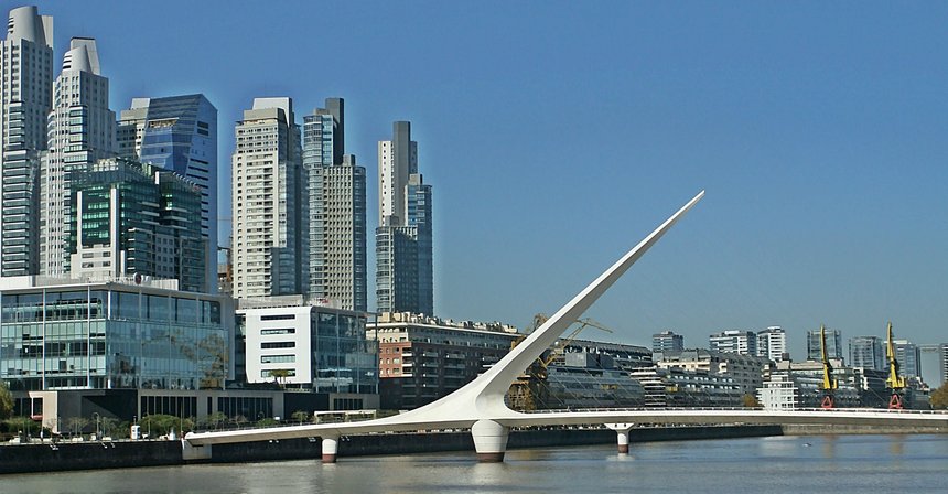 Буэнос-Айрес / Аргентина-Мост Женщины