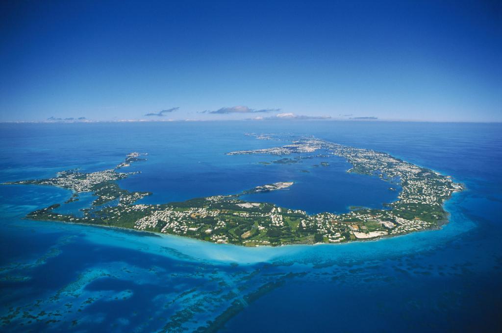 Где находятся Бермудские острова?