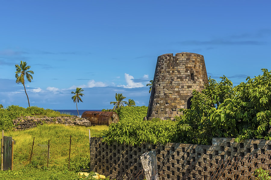 Сент-Китс и Невис: руины ветряной мельницы
