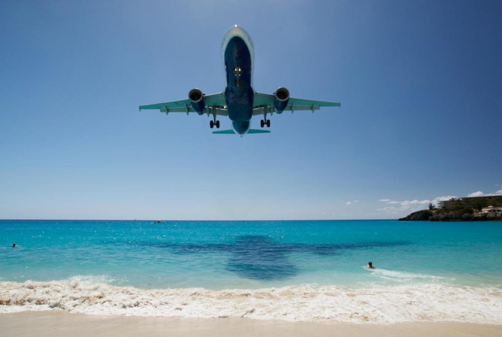 Аэропорт на Карибских островах