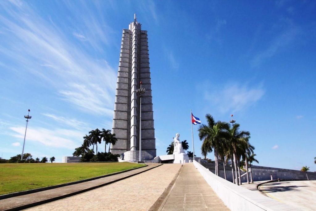 Мемориал Хосе Марти на Кубе